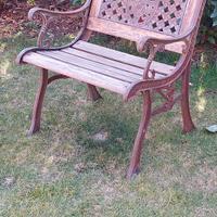 Sedie da giardino in ghisa e legno