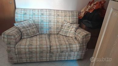 Divano 2 posti