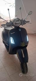 Vespa gts 300 hpe super tech 2024