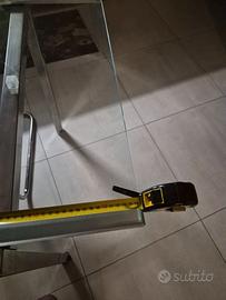 Tavolo in vetro Ikea