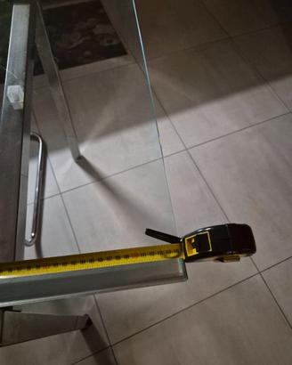 Tavolo in vetro Ikea