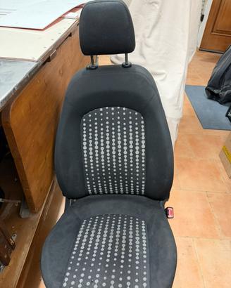 Sedili fiat grande punto 5 porte
