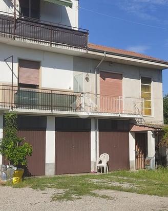 CASA DI CORTE A LONATE POZZOLO