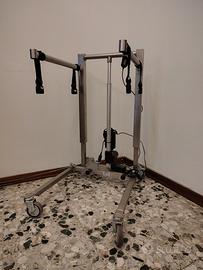 Sollevatore elettrico per disabili