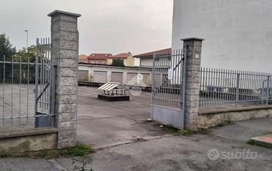 POSTO AUTO A RIVALTA DI TORINO