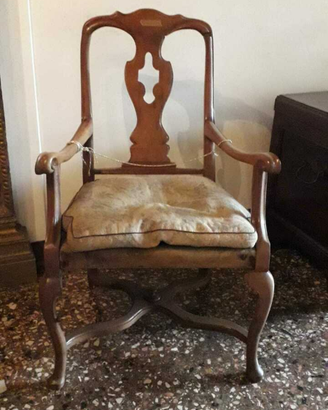 Poltrona veneta in stile Luigi XV