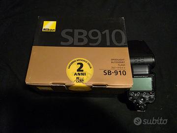 Flash Nikon SB-910 praticamente perfetto