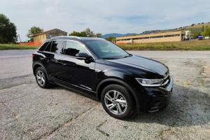 Volkswagen T-ROC R-LINE 1.0 TSI BENZINA  27.000 KM