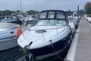 CROWNLINE 260 CR  Full Optional