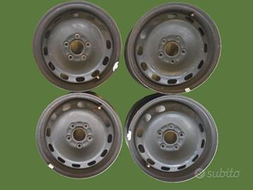 Cerchi in ferro 15” Ford Focus 2 SW + copricerchi