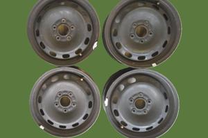Cerchi in ferro 15” Ford Focus 2 SW + copricerchi