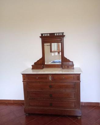 Comò Umbertino