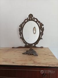 Specchio da tavolo in stile