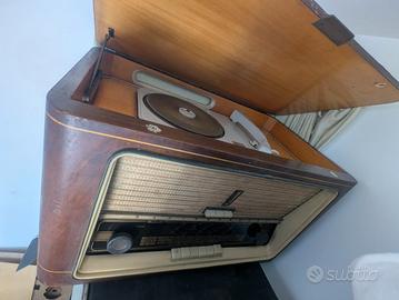 Radio a valvole Radiomarelli
