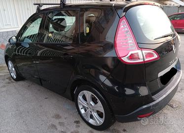 Renaul Scenic III  X-MOD Dynamique 1.5 diesel