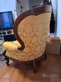 Divano e 2 poltrone