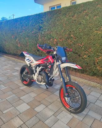 Husqvarna SM 125