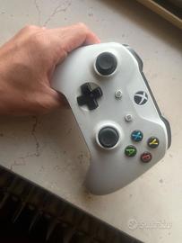 Joistik xbox one S (prezzo trattabile)
