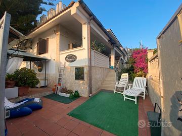 Villa a marina di pulsano