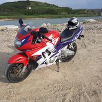 Honda cbr600f