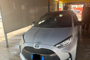 Toyota Yaris 1.5 Hibrid Lounge MY20 FULL OPTIONAL