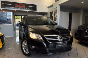 Volkswagen Tiguan 2.0 16V TDI DPF Sport & Style (1