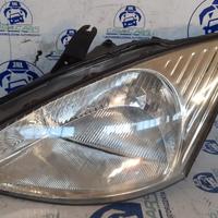 FORD FOCUS STATION WAGON 2004 - FARO ANTERIORE SIN