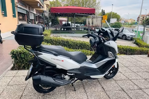 SYM Cruisym 300 TUTTO INCLUSO ANCHE PASSAGGIO! M