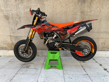 Ktm smr 2025