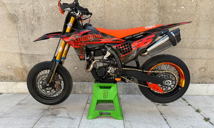 Ktm smr 2025