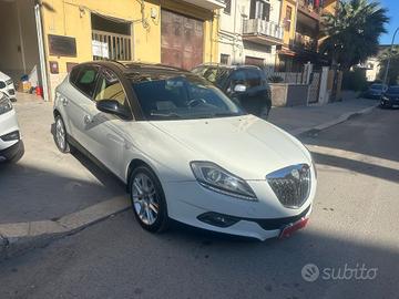 Lancia Delta 1.6 MJT DPF Platino 201 KM 224026 CER