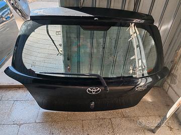 cofano posteriore Toyota yaris 2004 diesel 1.4 d4d