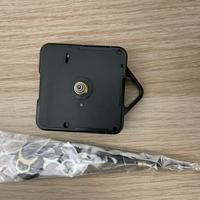 Circuito orologio con lancette