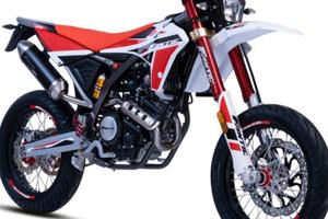 Moto fantic 4 tempi 