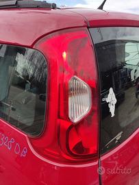 Fanale posteriore sinistro FIAT PANDA del 2014