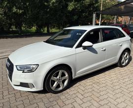 AUDI A3 SPB 30 TDI S tronic Sport OK NEOPATENTAT