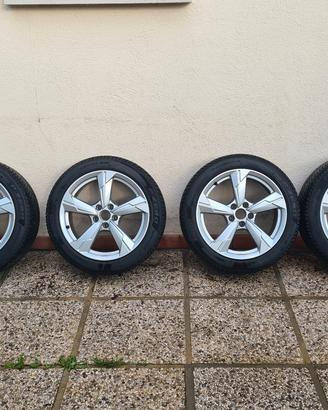 Pirelli PZero 245/45 R18 Winter2+cerchi