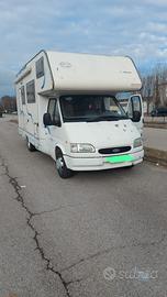camper mansardato Ford  due erre