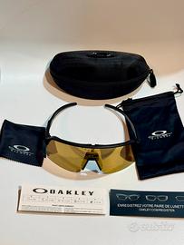 Occhiali da sole sportivi Oakley Sutro UV 400