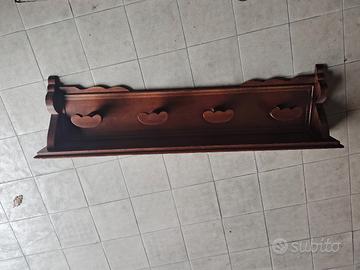 attaccapanni in legno