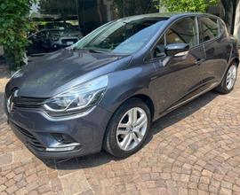 RENAULT Clio 1.2 75CV 5 porte Limited