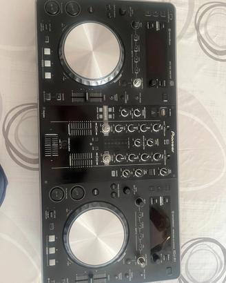 Pioneer XDJ R1