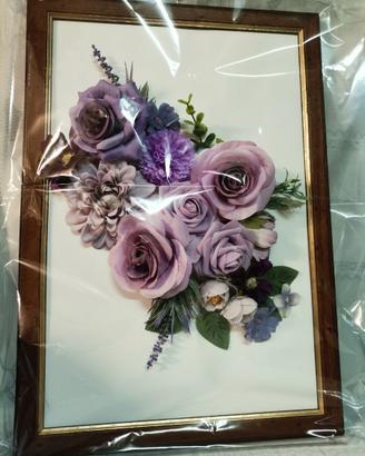 Quadro con fiori artificiali a rilievo