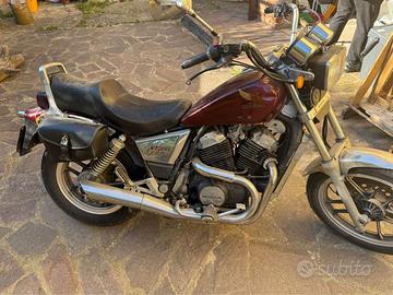 Honda VT 500