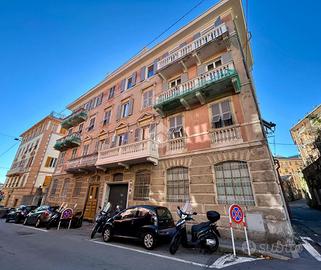 4 LOCALI A GENOVA