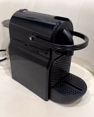 Macchina del caffè Nespresso DeLonghi Inissia