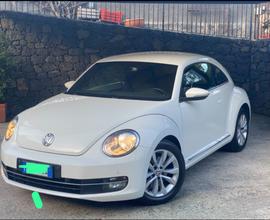 Volkswagen maggiolino 2011