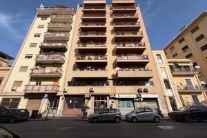 Fiera - Imperatore Federico: ufficio 400 mq