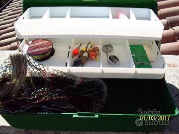 Cassetta portaoggetti da pescatore