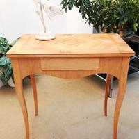 Tavolinetto - Scrittoio in legno